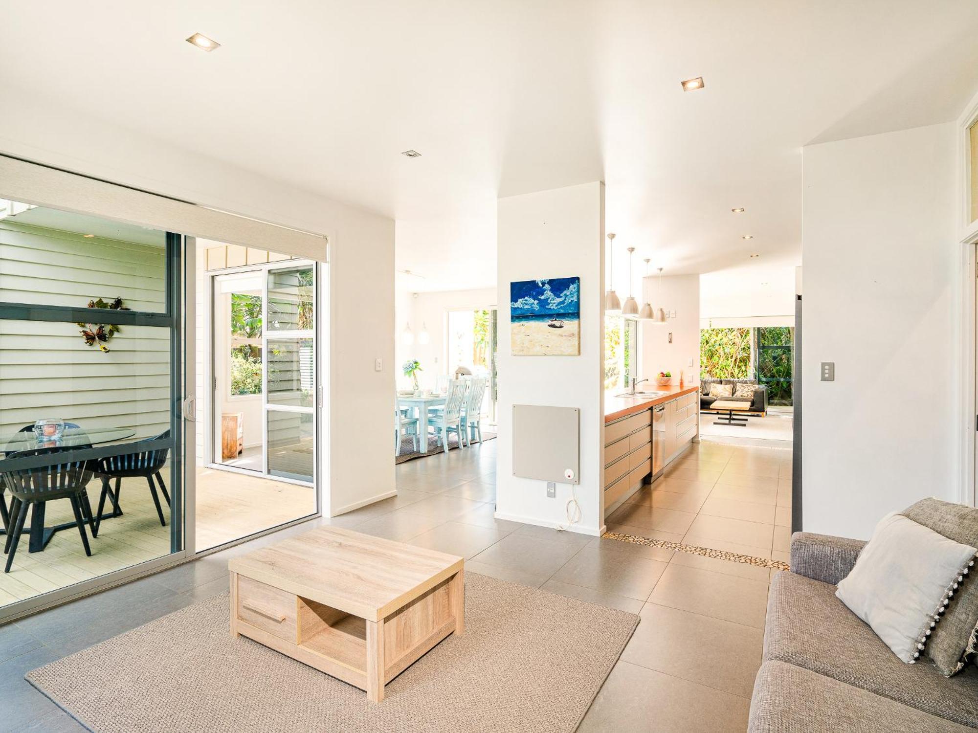 Acacia Cote - Whitianga Holiday Home ภายนอก รูปภาพ